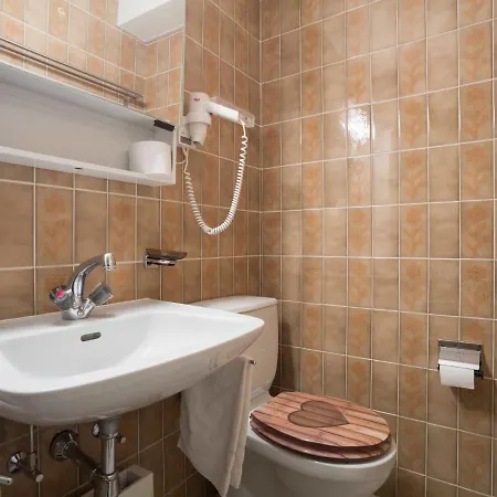 Greppon 107 By Interhome